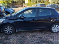 Usata Peugeot 208 2012 Blu Utilitaria