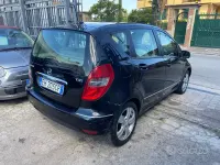 Usata Mercedes A180 Elegance 109 CV (80 kW) 2011 Nero Berlina