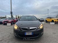 Usata Opel Astra Cosmo 160 CV (117 kW) 2011 Gray Station wagon