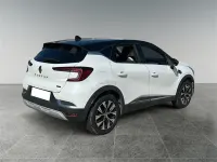 Usata Renault Captur Techno 145 CV (106 kW) 2022 Bianco SUV