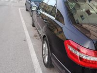 Usata Mercedes E220 170 CV (125 kW) 2011 Nero Berlina
