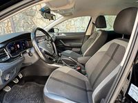 Usata VW Polo R-line 90 CV (66 kW) 2018 Nero Utilitaria