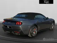 Usata Ford Mustang Convertible 2024 Grigio Cabrio