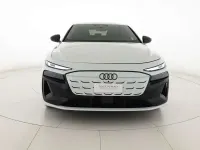 Nuova Audi A6 e-tron S-Line 280 kW (381 CV) 2026 Bianco ghiaccio metallizzato Station wagon