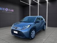 Usata Toyota Aygo X Active 72 CV (52 kW) 2025 Grigio SUV