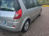 Usata Renault Scenic E-Tech 106 CV (77 kW) 2009 Grigio Monovolume
