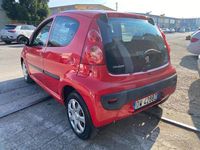 Gebraucht Peugeot 107 68 PS (50 kW) 2009 Rot Kleinwagen