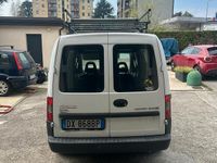Usata Opel Combo 97 CV (71 kW) 2009 Bianco Monovolume