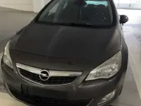 Usata Opel Astra Cosmo 110 CV (80 kW) 2011 Station wagon