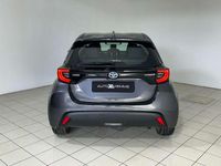 Usata Toyota Yaris Hybrid Trend 116 CV (85 kW) 2024 Grigio Berlina