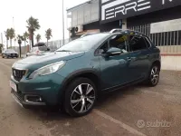 Usata Peugeot 2008 Allure 99 CV (72 kW) 2016 Verde SUV