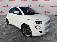 Usata Fiat 500e Icon 86 kW (118 CV) 2023 Bianco Berlina