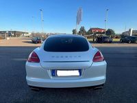 Usata Porsche Panamera 250 CV (183 kW) 2011 Bianco Berlina
