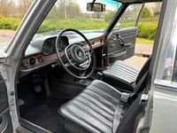 Usata Mercedes 250 130 CV (95 kW) 1971 Grigio Berlina