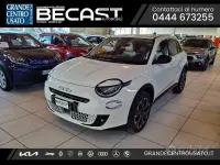 Usata Fiat 600 La Prima 101 CV (74 kW) 2025 Bianco pastello SUV