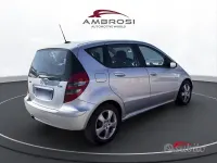 Usata Mercedes A180 Avantgarde 109 CV (80 kW) 2006 Grigio