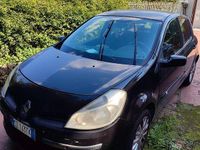Usata Renault Clio II 75 CV (55 kW) 2006 Nero Berlina