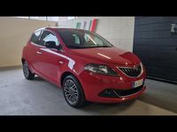 Brugt Lancia Ypsilon Gold 70 HK (51 kW) 2022 Rød Hatchback