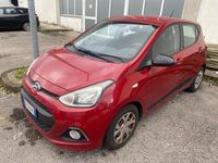 Usata Hyundai i10 Edition 67 CV (49 kW) 2015 Rosso Utilitaria