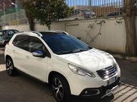 Usata Peugeot 2008 Allure 92 CV (67 kW) 2014 Bianco SUV