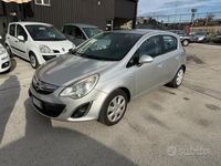 Usata Opel Corsa Edition 75 CV (55 kW) 2010 Grigio Utilitaria