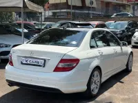 Usata Mercedes C220 Avantgarde 170 CV (125 kW) 2009 Bianco Berlina