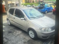 Usata Fiat Punto 60 CV (44 kW) 2004 Grigio Utilitaria