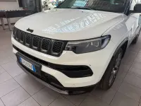 Usata Jeep Compass Summit 131 CV (96 kW) 2025 Bianco SUV