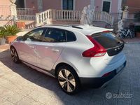 Usata Volvo V40 CC 150 CV (110 kW) 2013 Bianco Station wagon