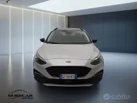 Usata Ford Focus Active 119 CV (87 kW) 2021 Grigio Berlina