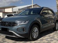 Usata VW T-Roc Life 116 CV (85 kW) 2022 Nero SUV