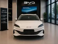 Nuova BYD Seal 184 CV (135 kW) 2026 Polar white Station wagon