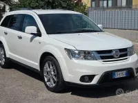 Usata Fiat Freemont Lounge 140 CV (102 kW) 2013 Bianco SUV