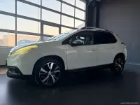 Usata Peugeot 2008 Active 92 CV (67 kW) 2014 Bianco SUV