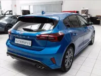 Usata Ford Focus ST-Line 125 CV (91 kW) 2024 Blu metallizzato Berlina