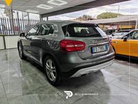 Usata Mercedes GLA200 136 CV (100 kW) 2014 Grigio SUV