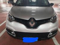 Usata Renault Captur Life 90 CV (66 kW) 2017 Grigio SUV