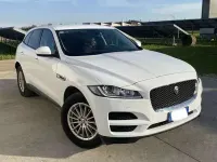 Usata Jaguar F-Pace Portfolio 180 CV (132 kW) 2017 Bianco SUV