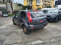 Usata Ford Fiesta 75 CV (55 kW) 2008 Grigio Utilitaria