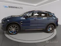 Usata Lynk & Co 01 261 CV (191 kW) 2024 Blu perlato SUV
