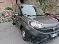 Usata Fiat Doblò 95 CV (69 kW) 2019 Grigio Monovolume