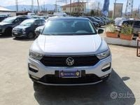 Usata VW T-Roc Style 117 CV (86 kW) 2020 Grigio chiaro SUV