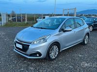 Usata Peugeot 208 Allure 74 CV (54 kW) 2017 Grigio Utilitaria