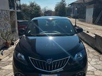 Usata Lancia Ypsilon 69 CV (50 kW) 2024 Nero Utilitaria
