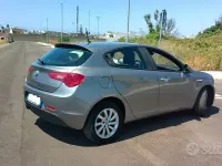 Usata Alfa Romeo Giulietta Business 120 CV (88 kW) 2016 Utilitaria