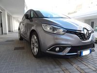 Usata Renault Scénic IV 150 CV (110 kW) 2019 Grigio Monovolume