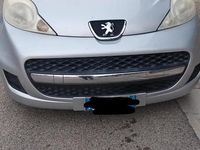 Usata Peugeot 107 68 CV (50 kW) 2012 Grigio Utilitaria