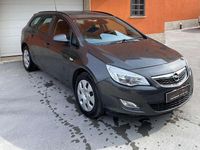 Usata Opel Astra Cosmo 110 CV (80 kW) 2011 Other Station wagon