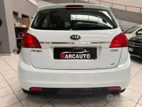 Usata Kia Venga Active 90 CV (66 kW) 2015 Bianco Utilitaria