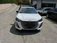 Usata Peugeot 208 Allure 101 CV (74 kW) 2025 Bianco Utilitaria